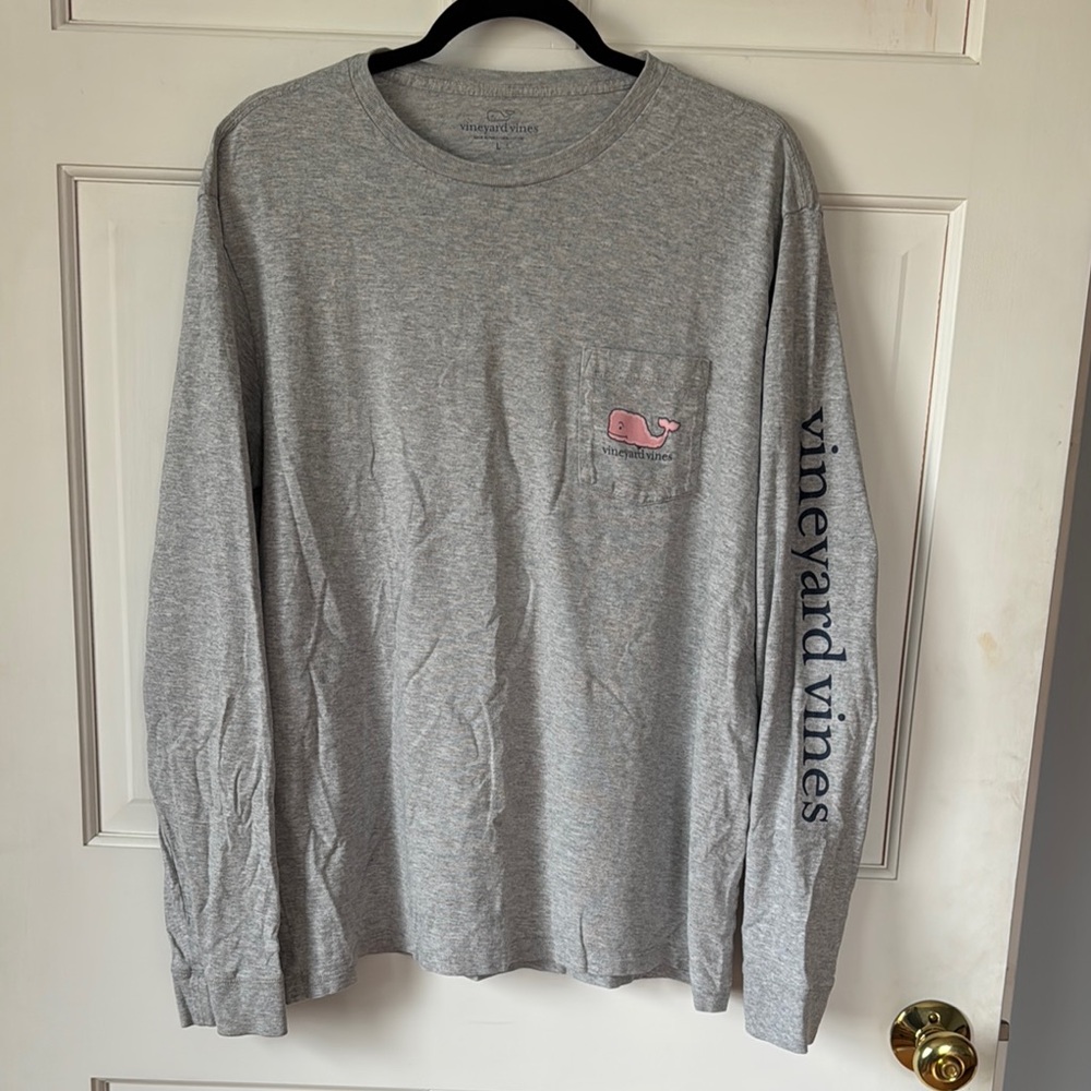 Y2K Vineyard Vines Gray Long Sleeve Tee with Sleeve Text